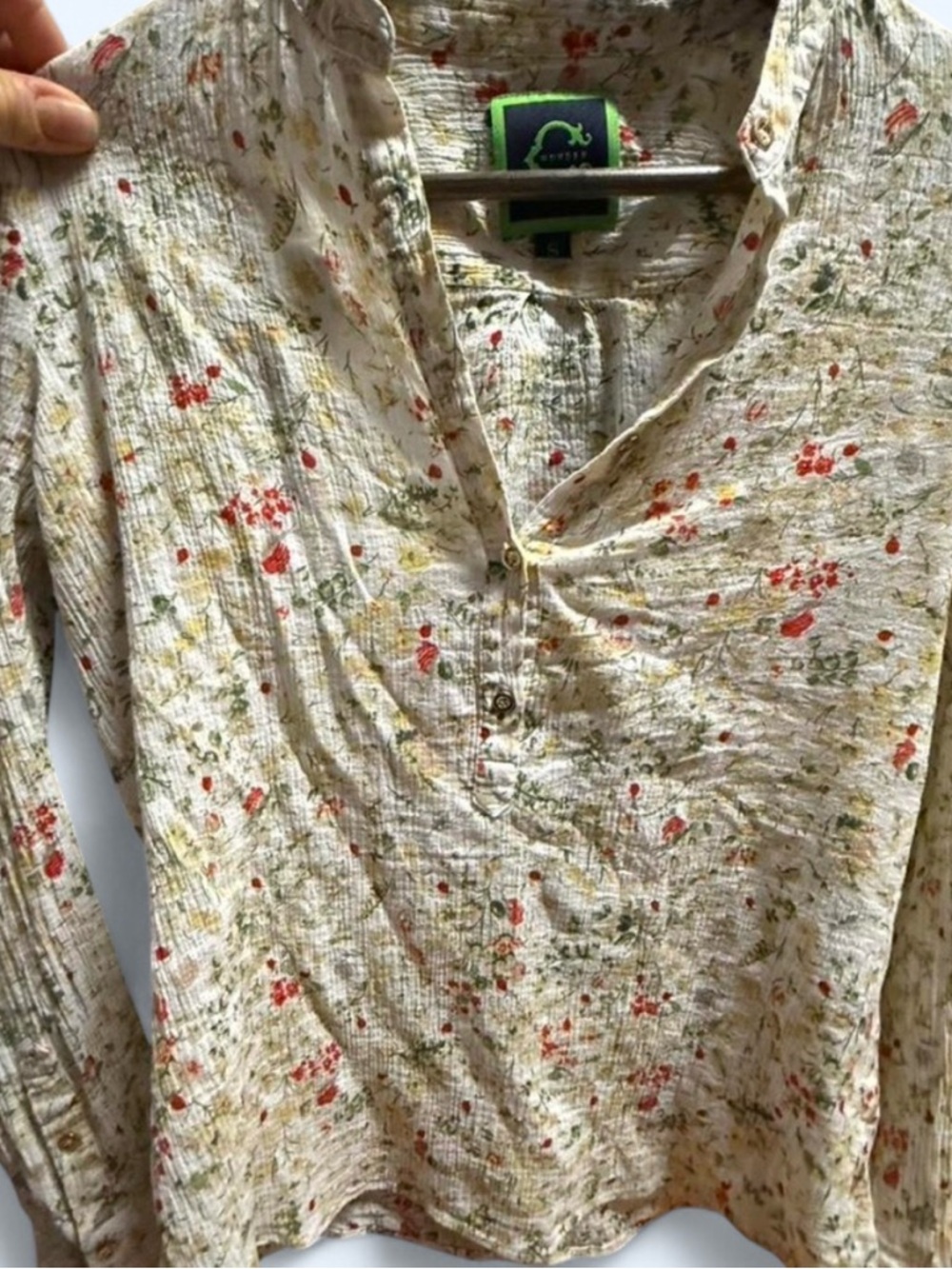 C. Wonder Cream Floral Button-Front Blouse - Picture 2 of 5